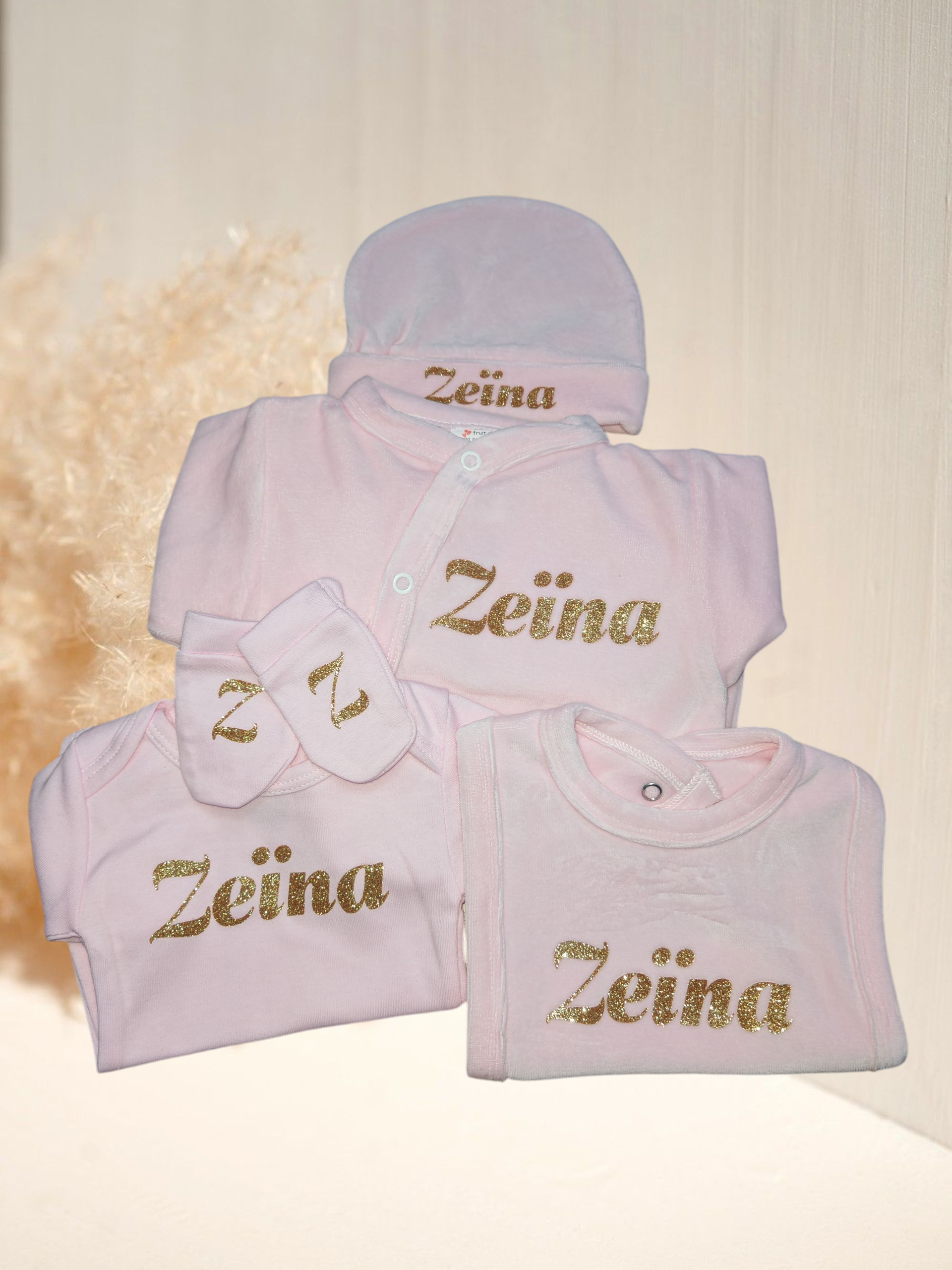 Coffret naissance 5 pièces et doudou