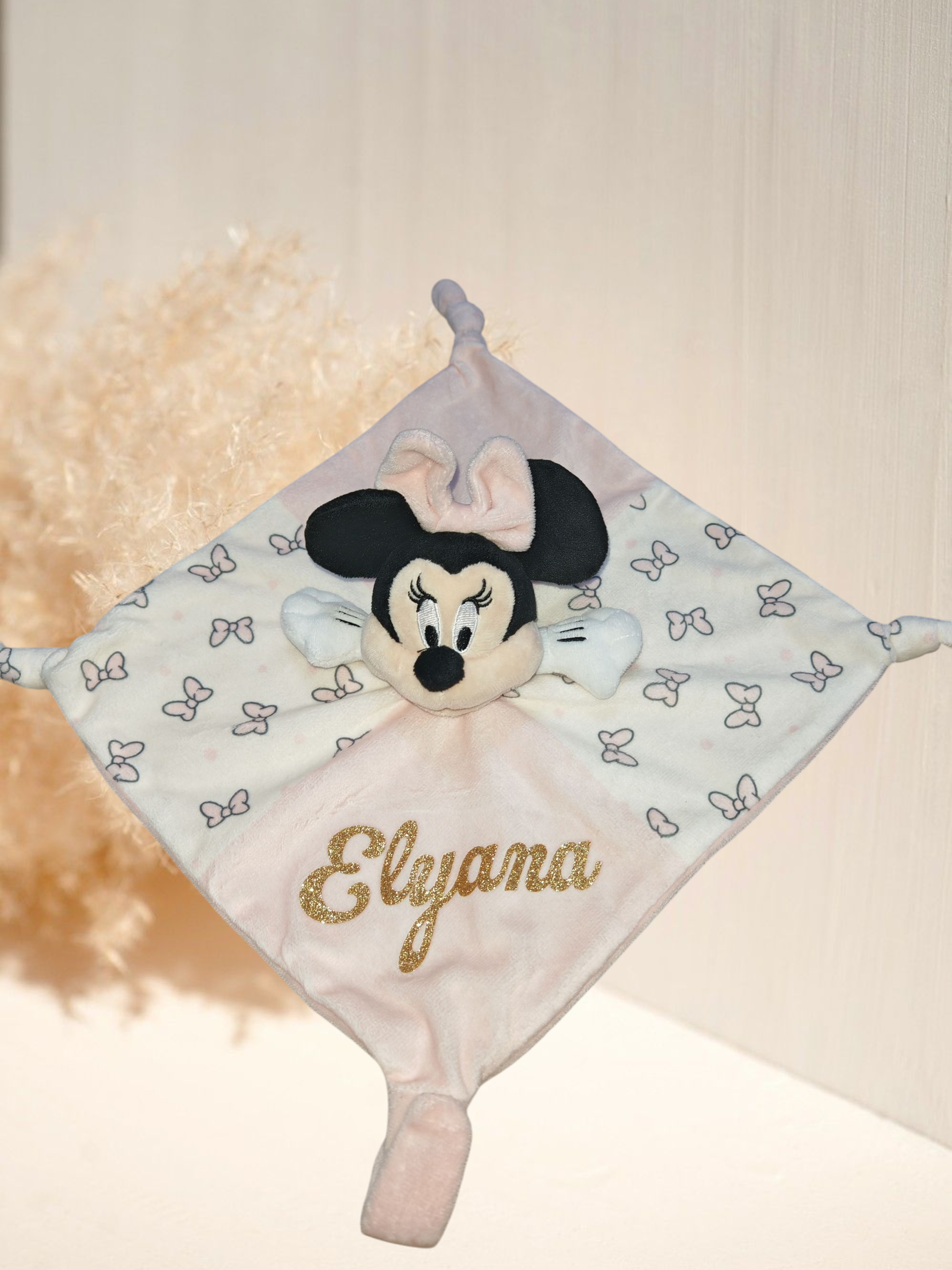 Coffret naissance 5 pièces et doudou
